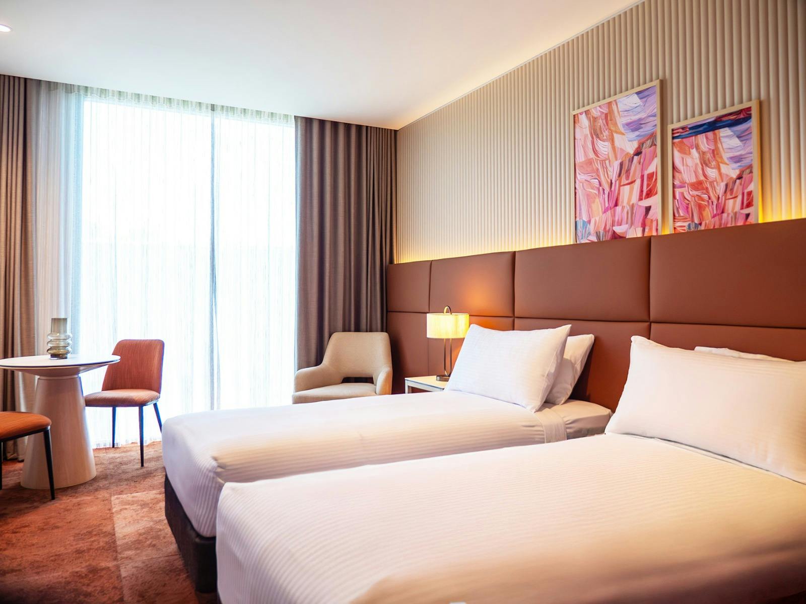 Two Single Beds in room Encore by Mingara