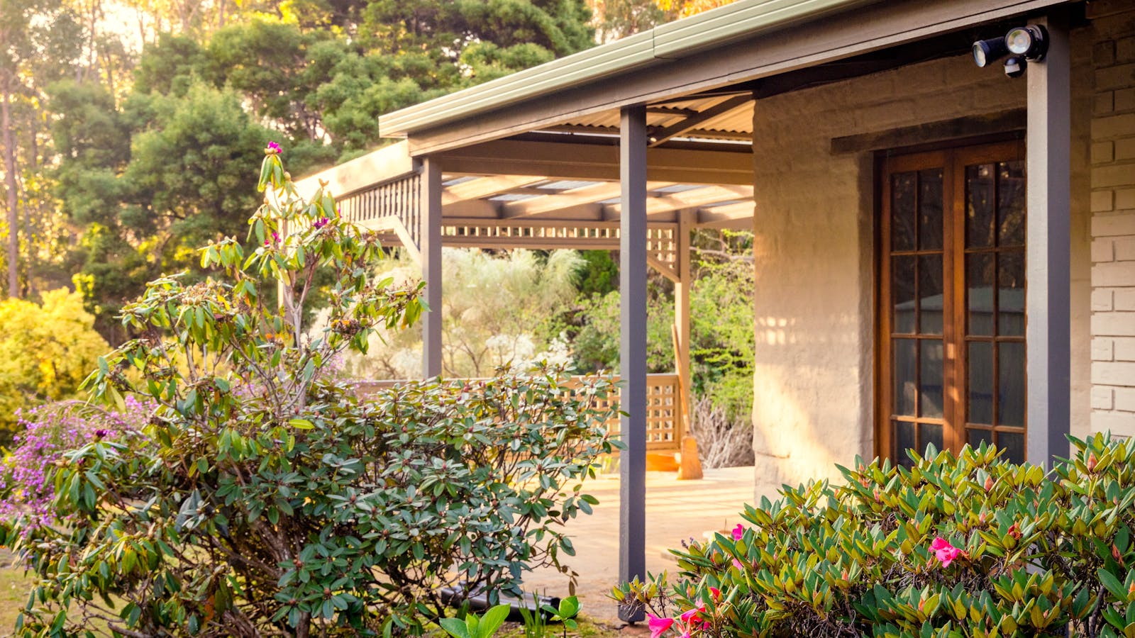 Cloudy Creek Cottage Exterior