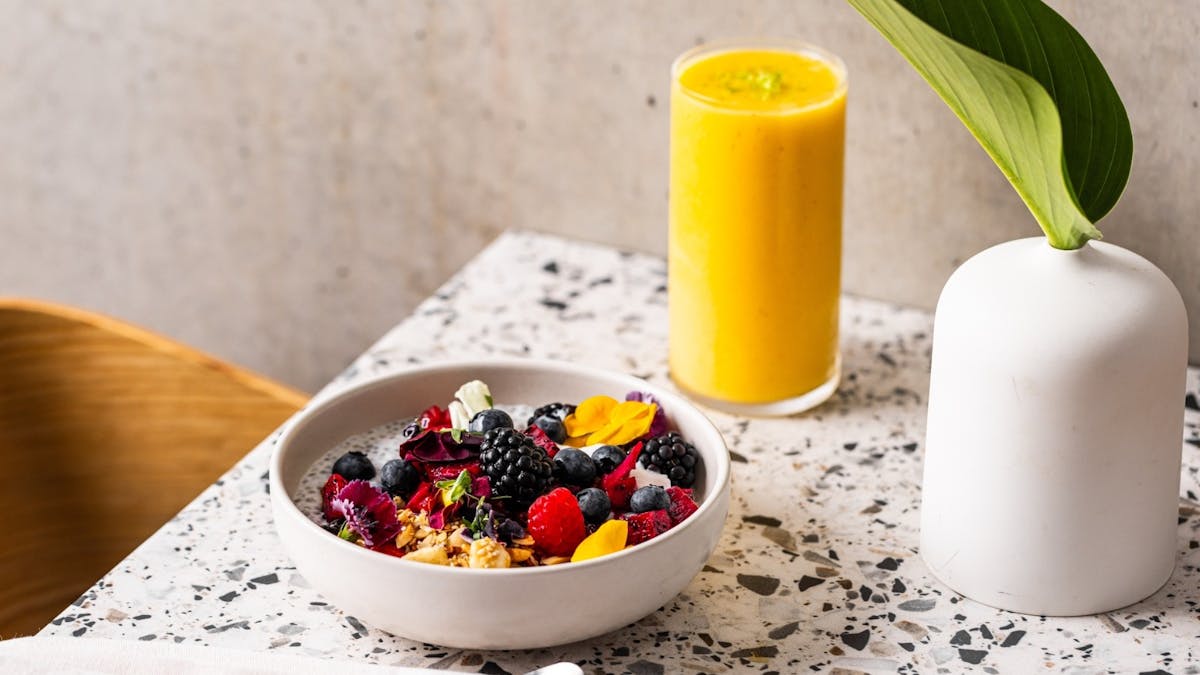 Breakfast at Mews