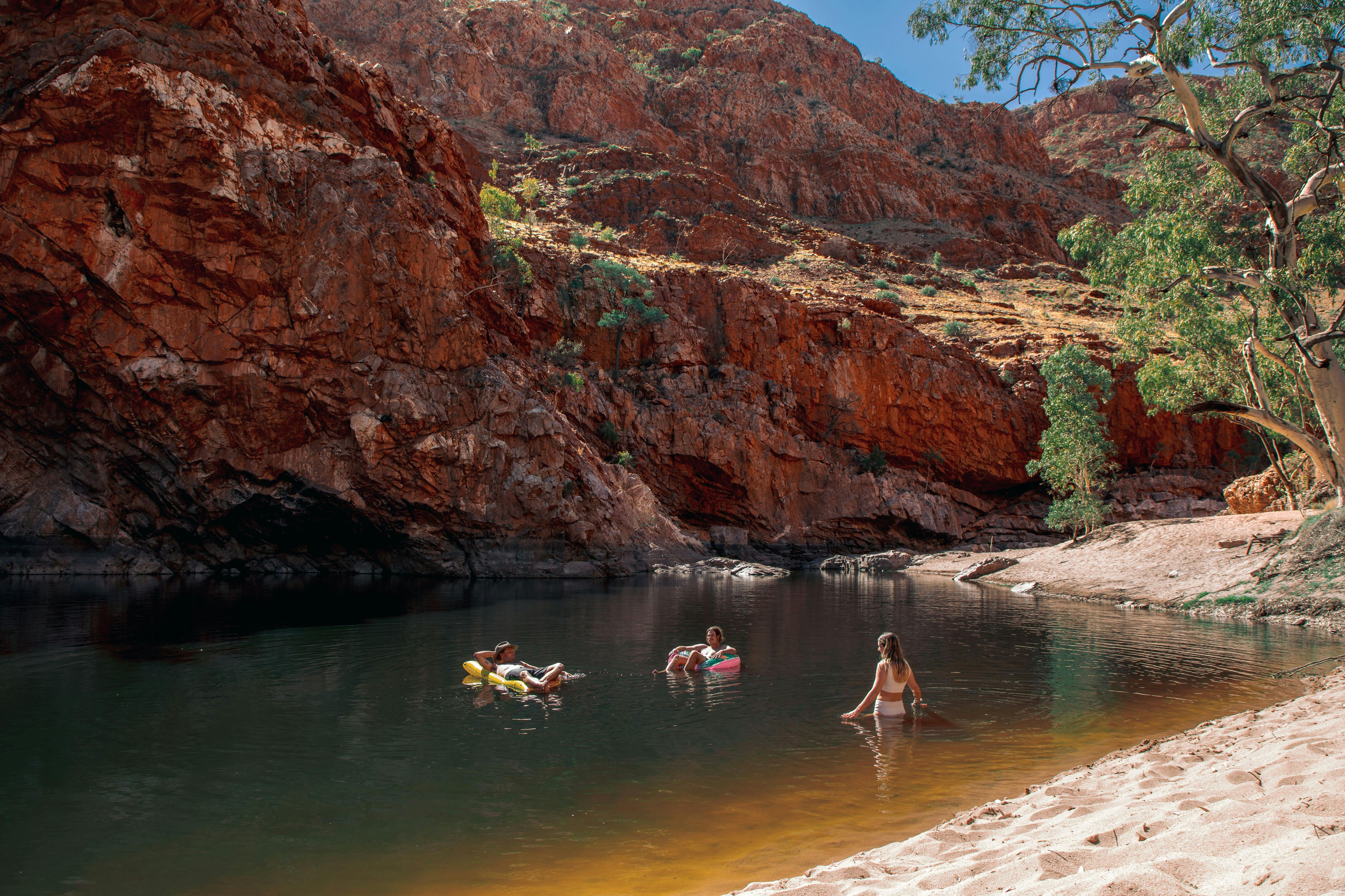 Autopia Tours - West MacDonnell Ormiston Gorge