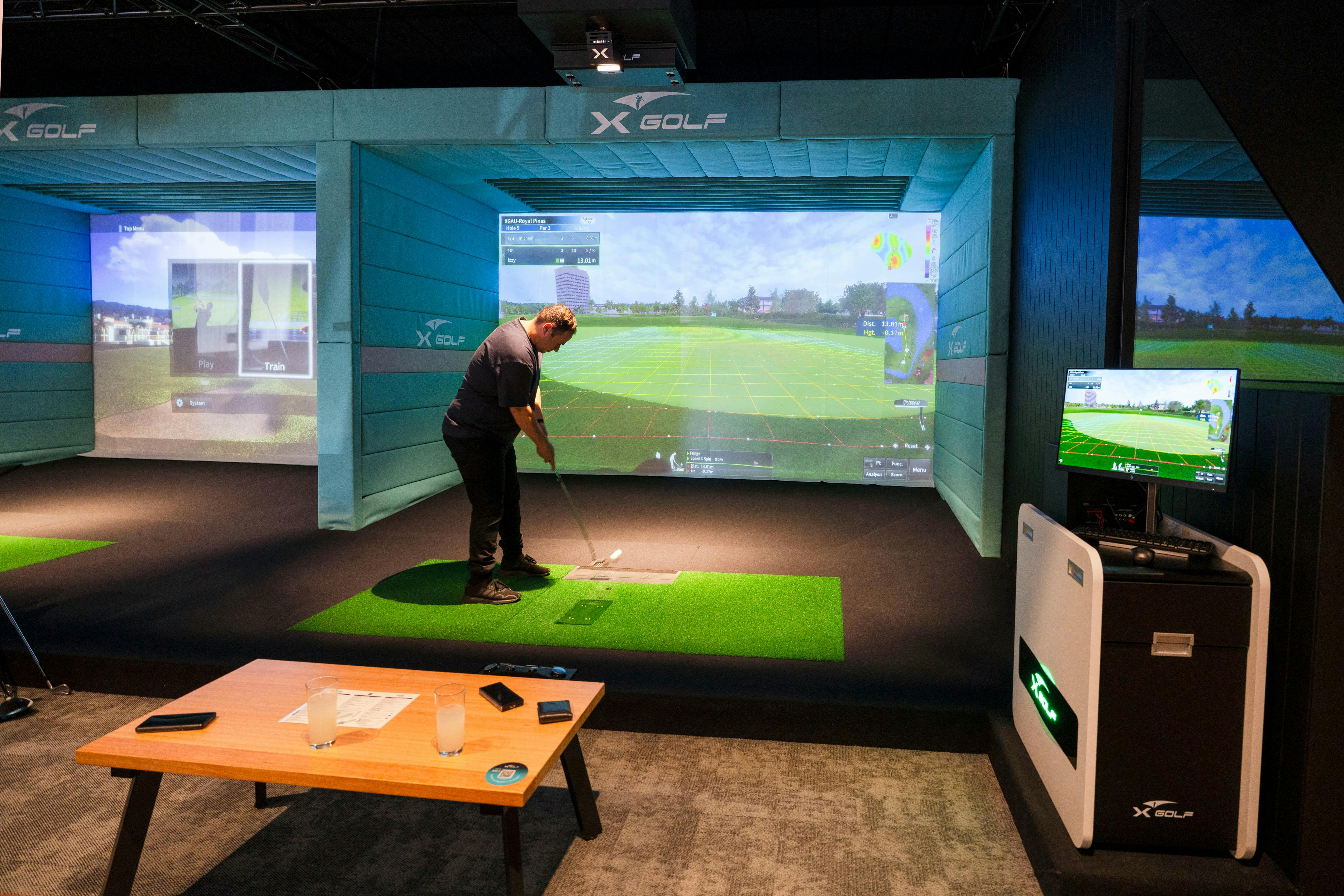 X-Golf Windsor Gardens Indoor Golf Simulator