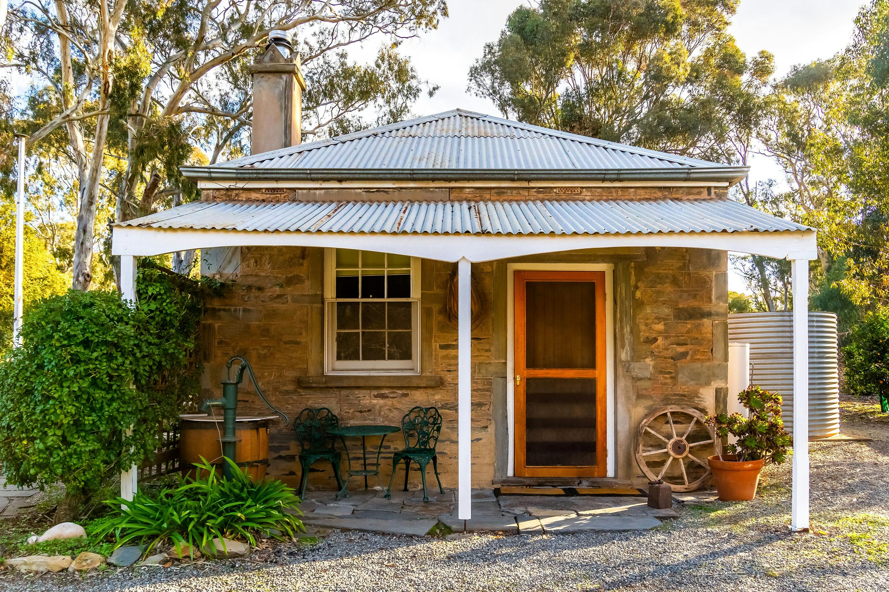 Reillys Wines Heritage B&B Cottages, Pay Office Cottage - Mintaro...