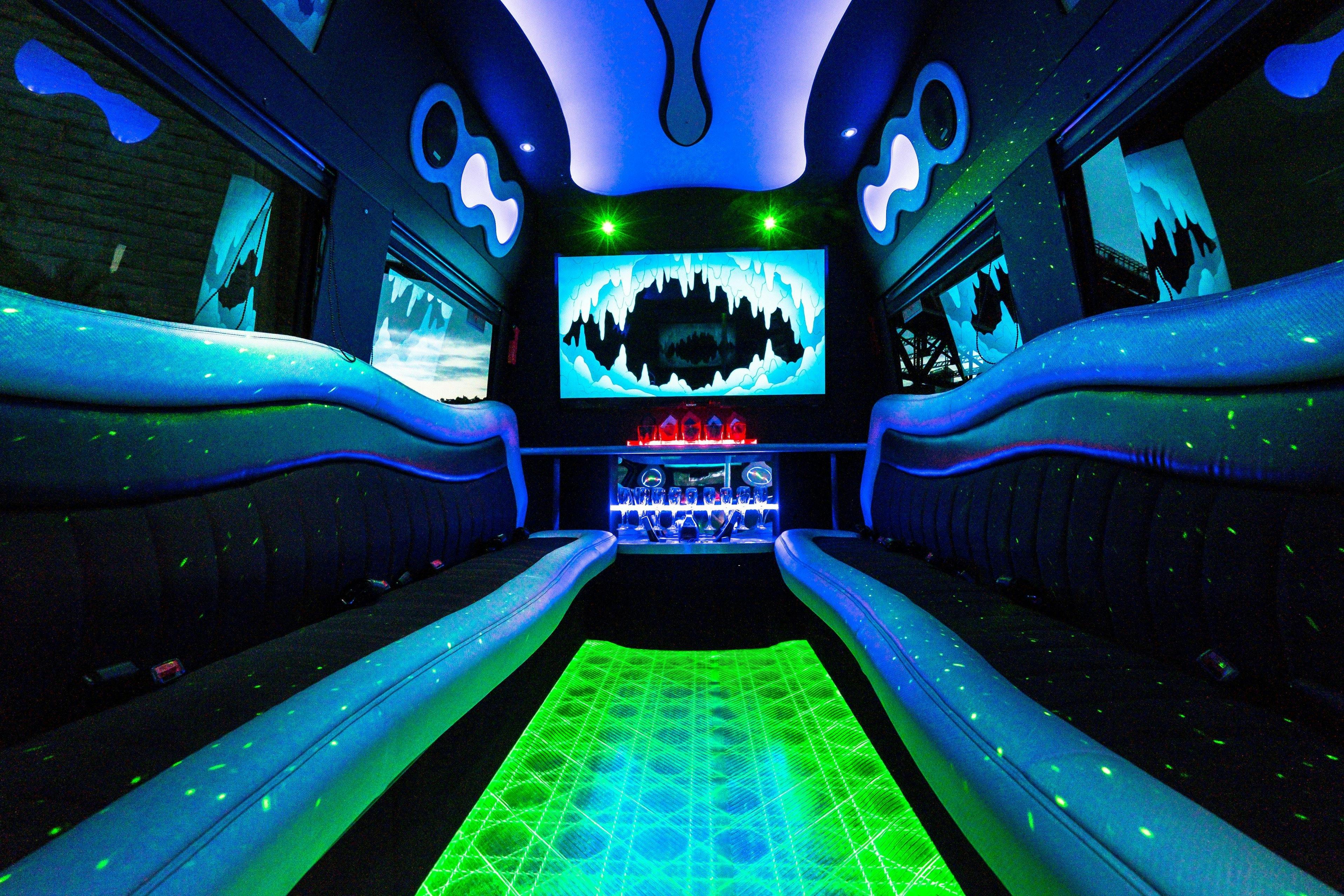 Sydney Party Limos hire, party bus hire, limo hire, bus tour, limo tour