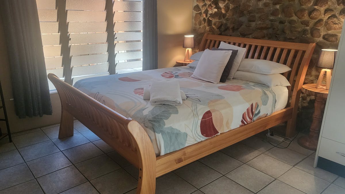 Beautiful Billy Boulder Cabin - can sleep up to 5