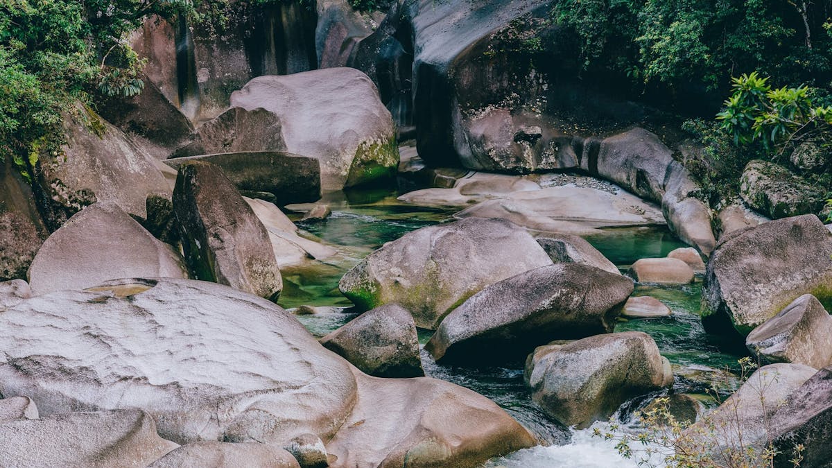 Babinda Boulders Devils Pool