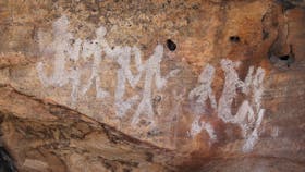 Ngamadjidj Shelter - Wartook Valley