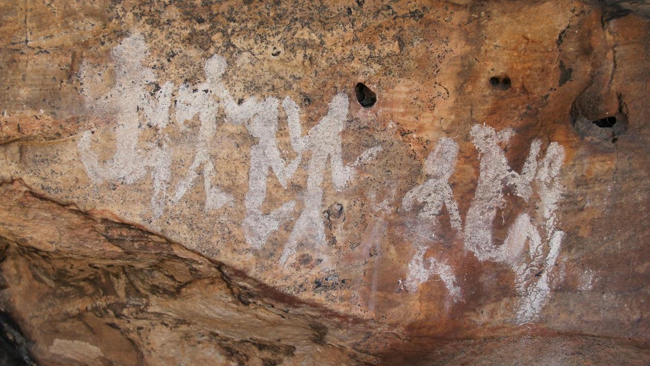 Ngamadjidj Shelter - Wartook Valley