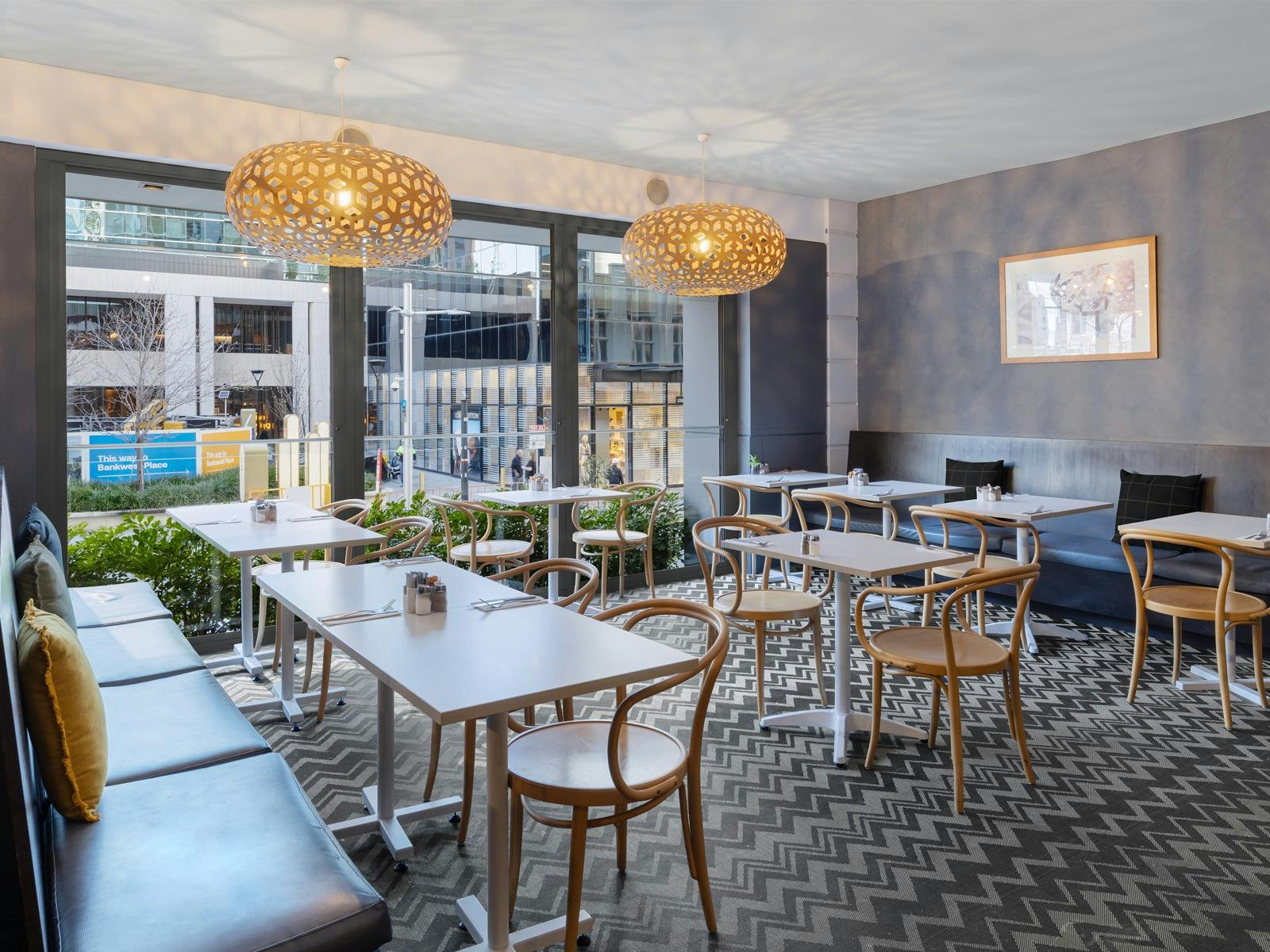Oaks and Vine Restaurant