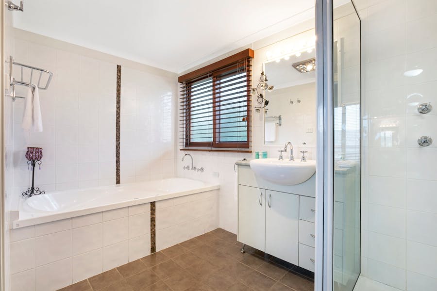 Bathroom at Kiama Harbour Cabins