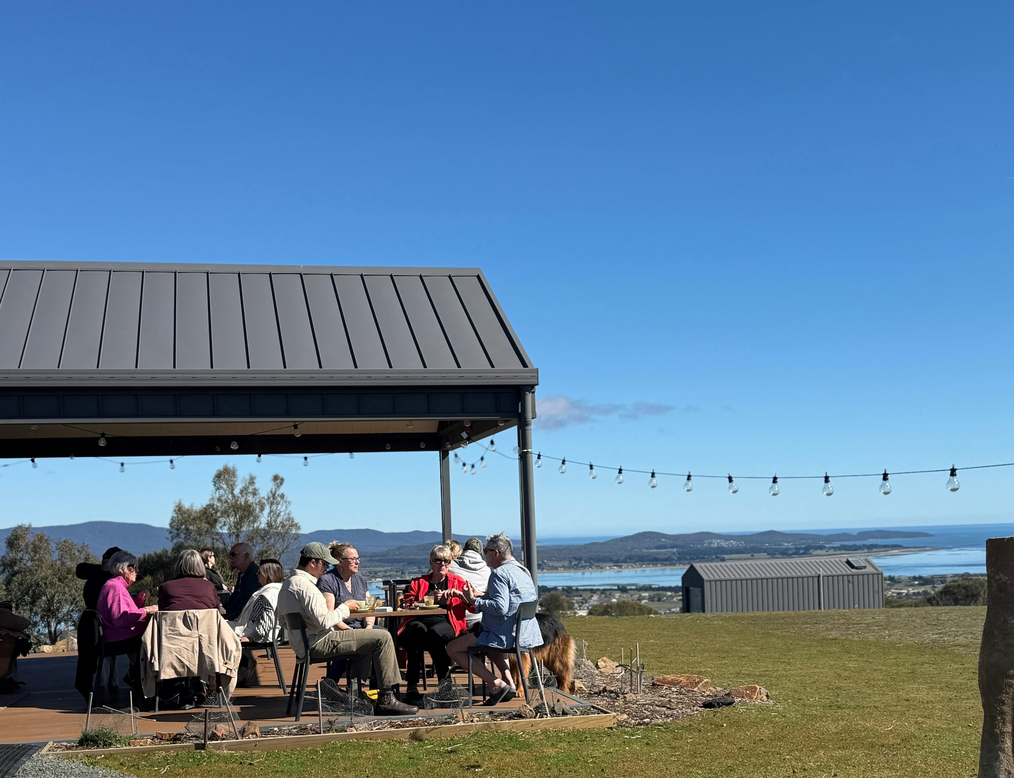 Sunny spring views from Mount George