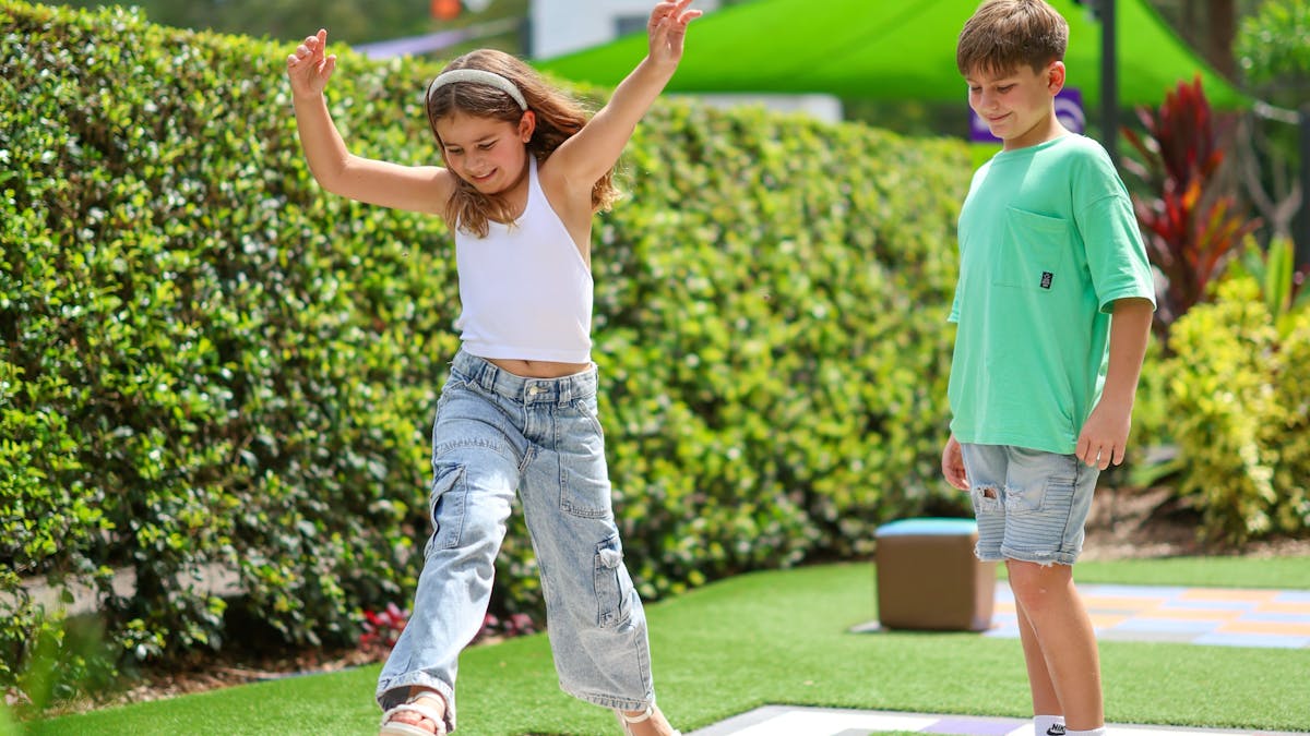 Holiday family fun day out Amaze World puzzle