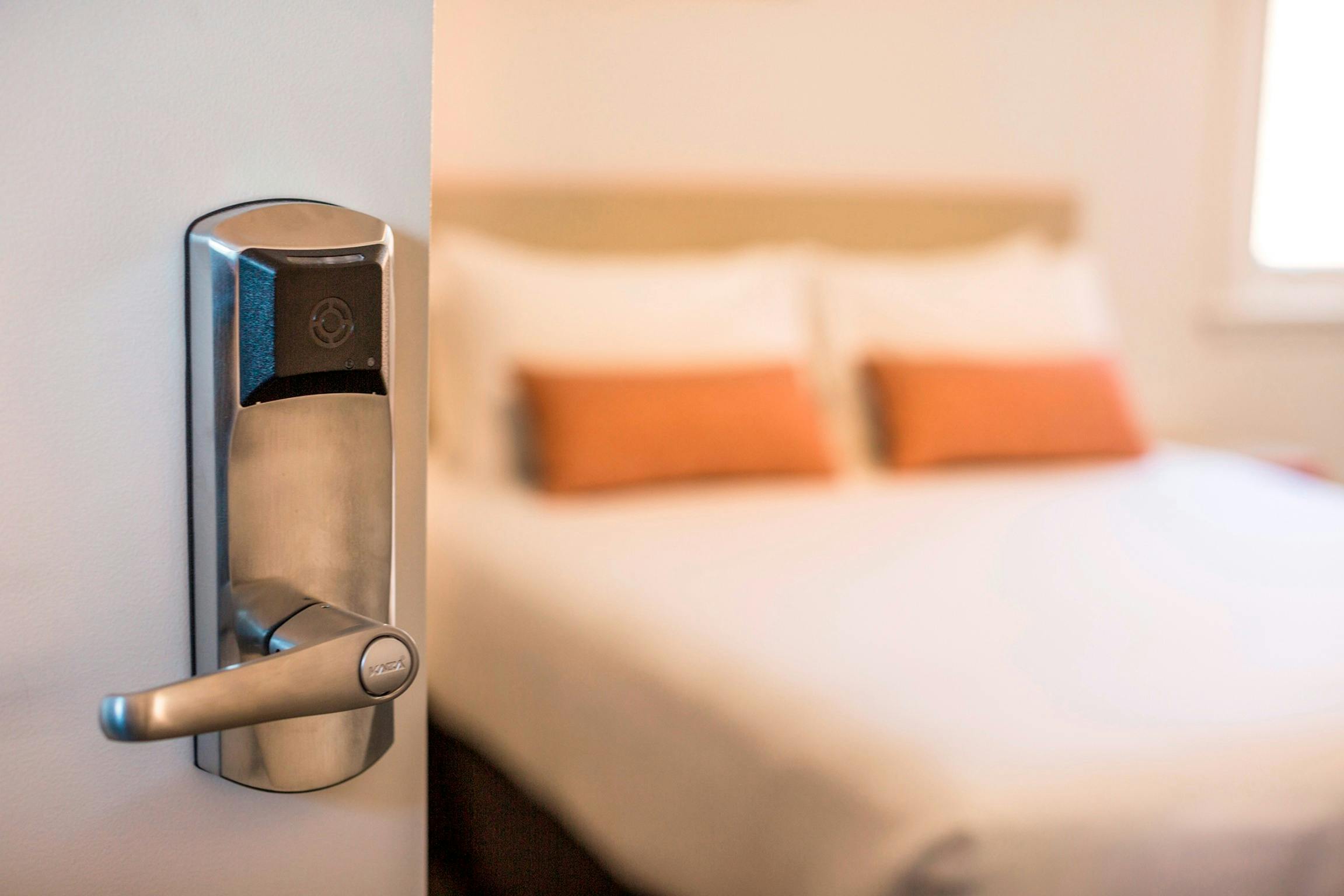 Nightcap at Regents Park Hotel