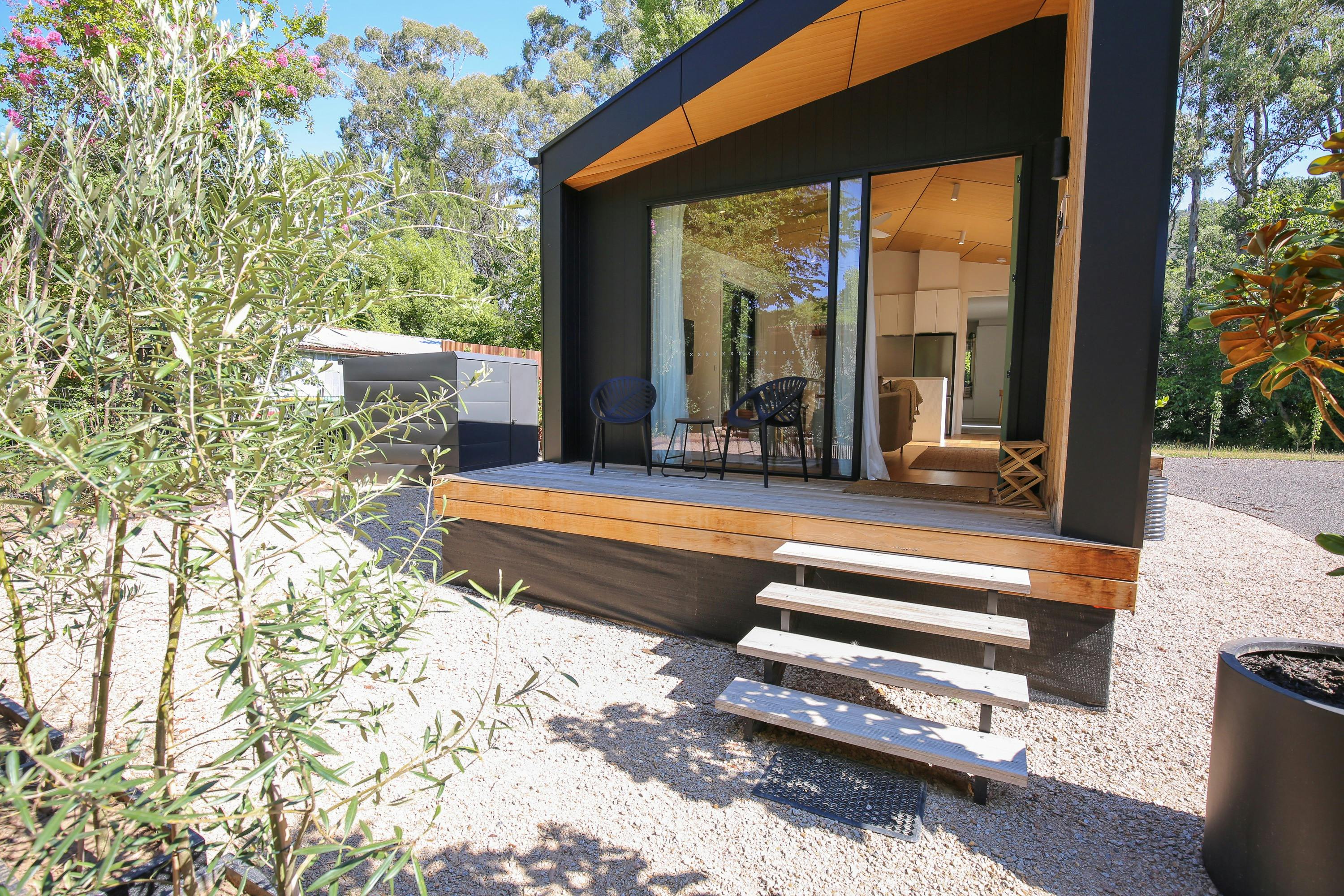 Olive Retreat modular home outside view