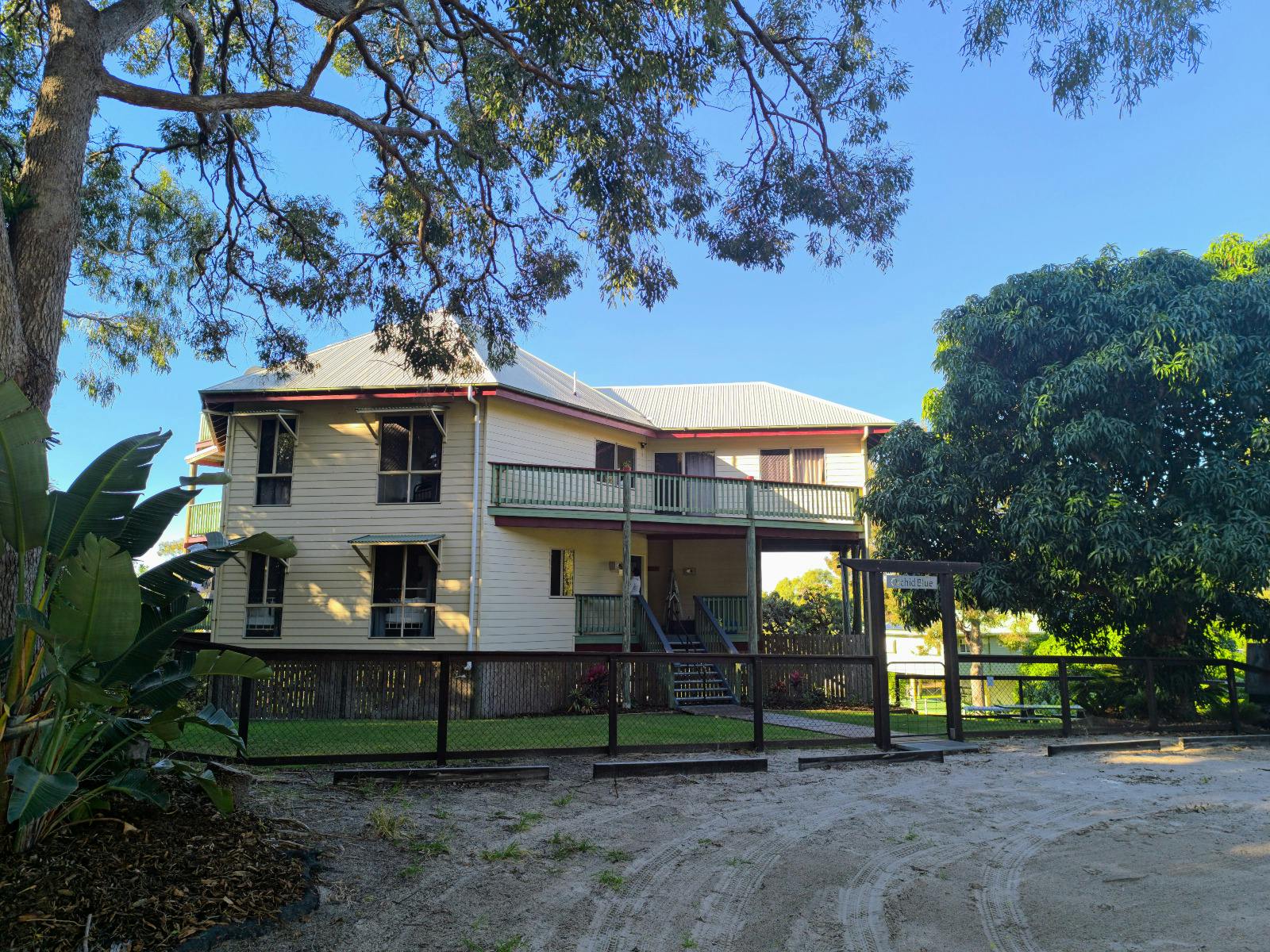 Holiday House Sleeps 20 People in Comfort at Orchid Beach Fraser Island Holiday House Sleeps 20 People in Comfort at Orchid Beach Fraser Island
