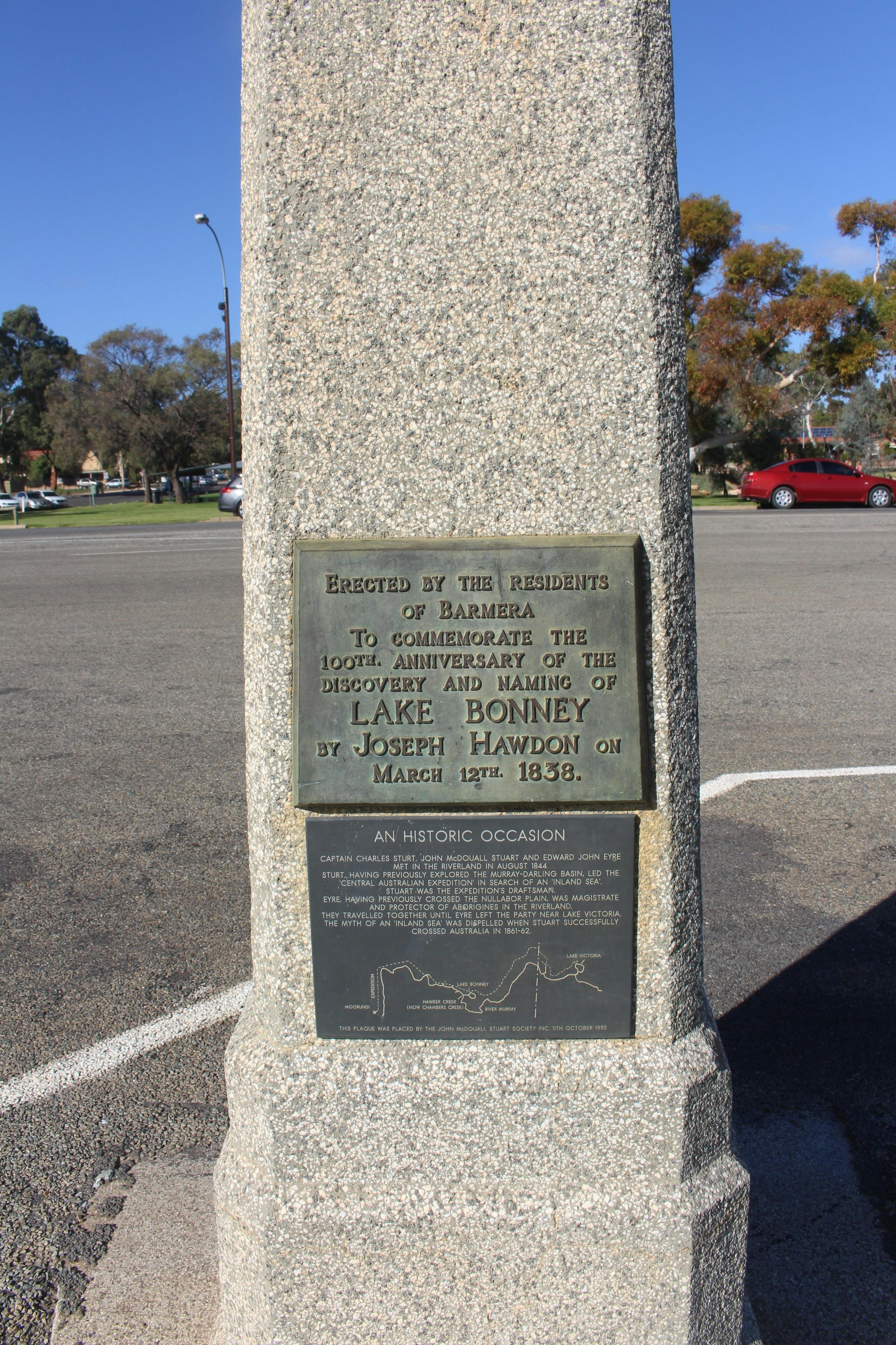 Hawdon and Bonney Obelisk Barmera