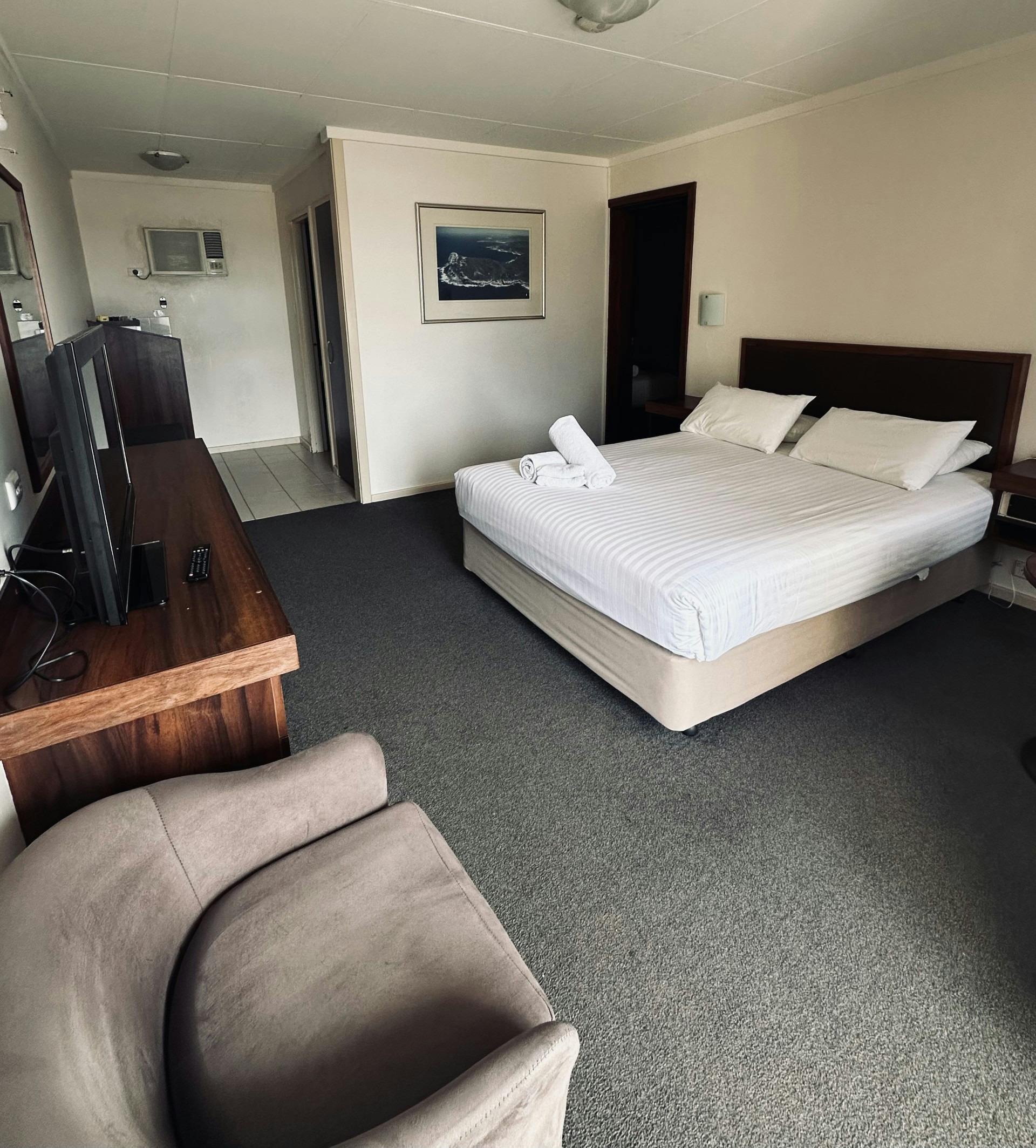 Family Room (max 6 Guests)