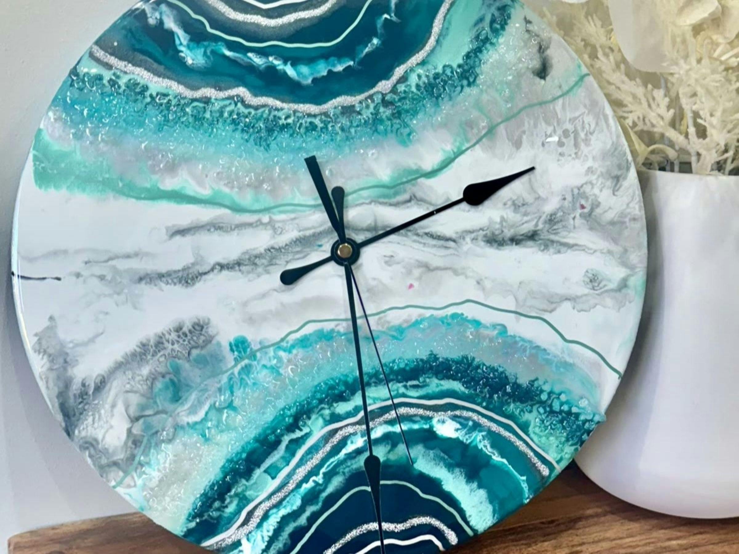 Resin clock