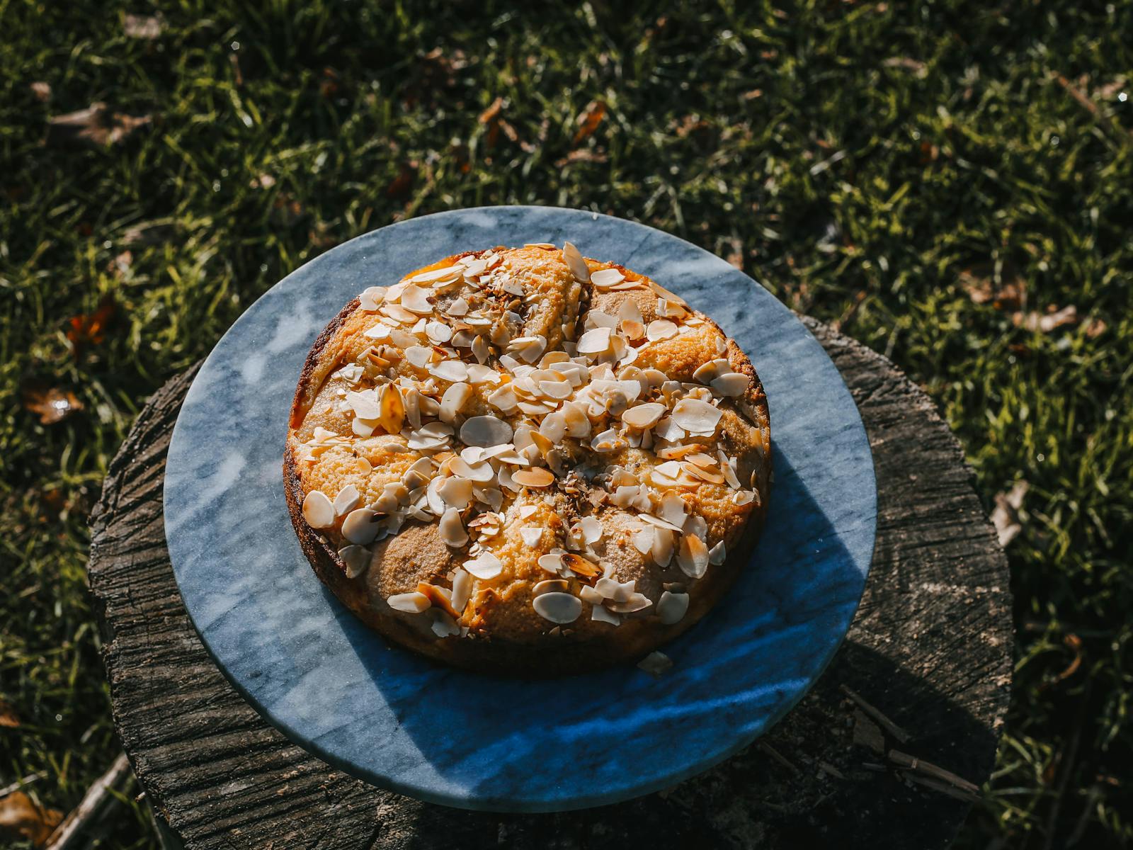 Almond cake