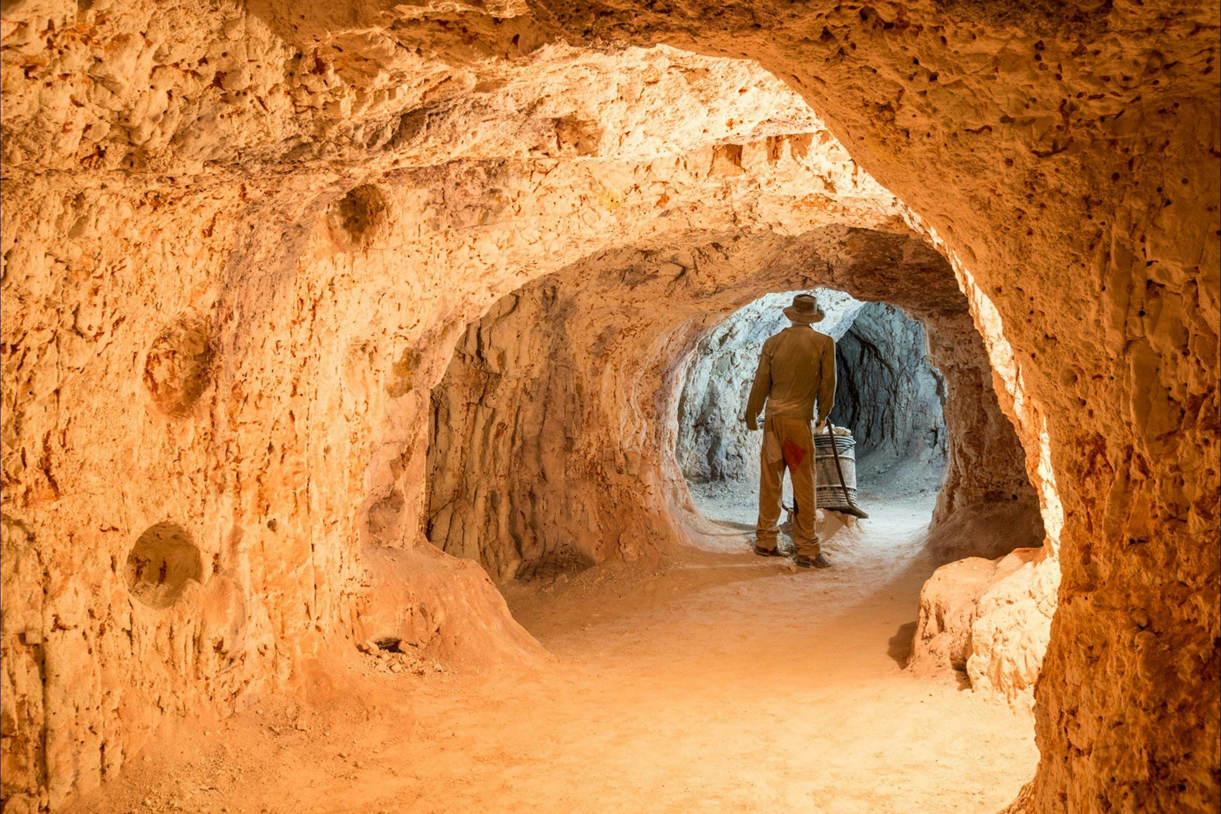 Umoona Opal Mine And Museum