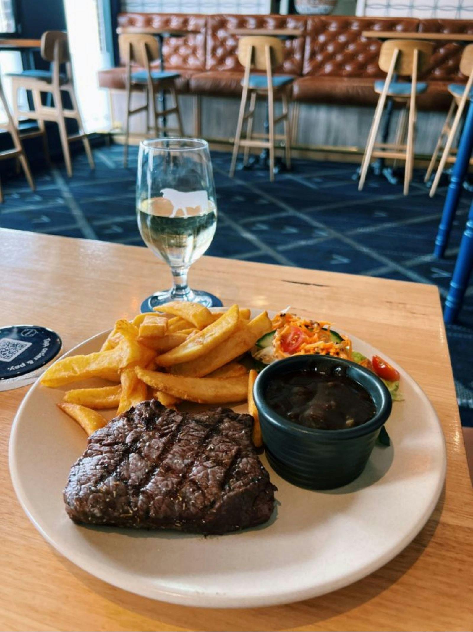 Whitebull Hotel