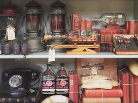 Vintage Wares