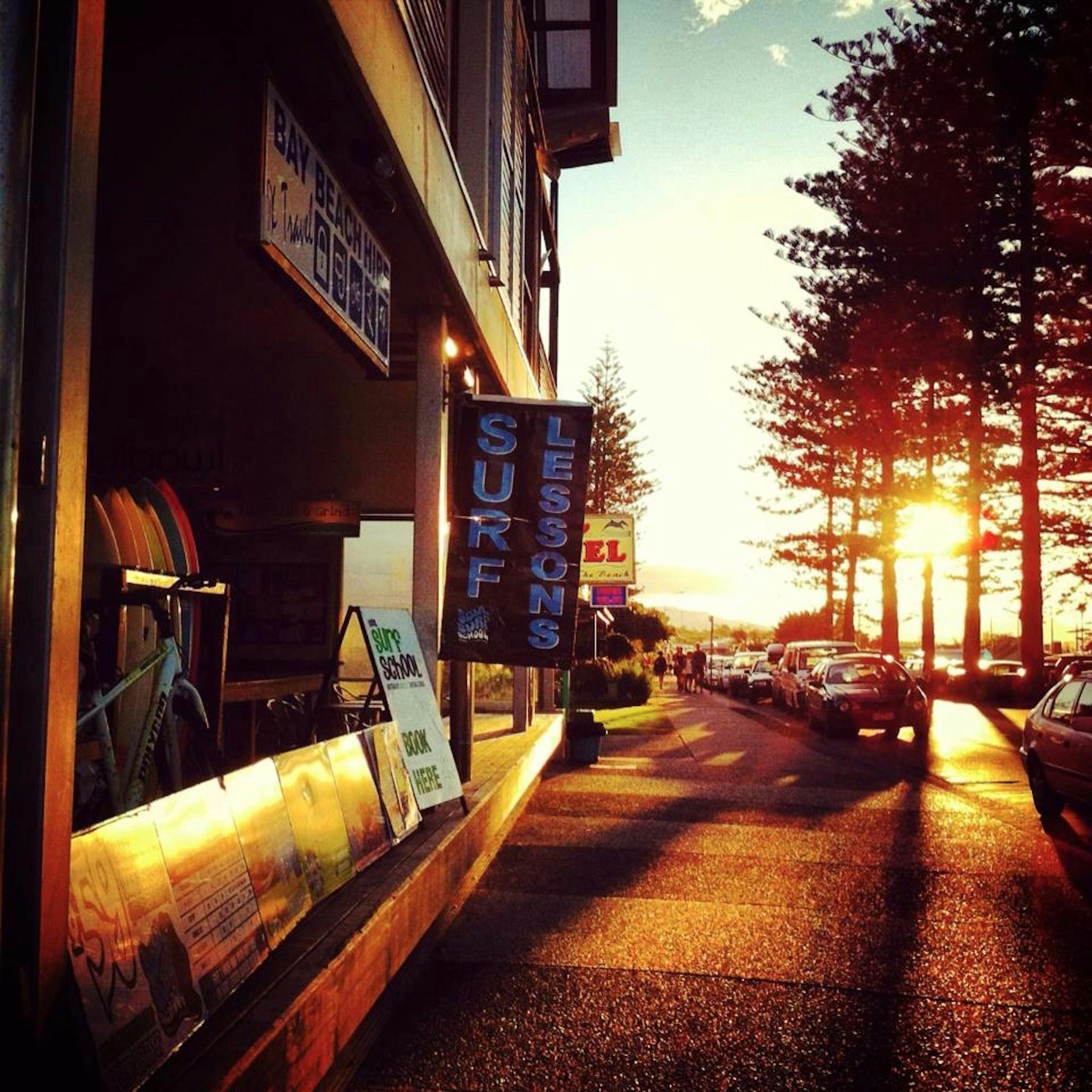 Bay Beach Hire의 일몰