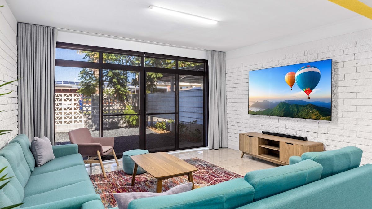 Lounge room