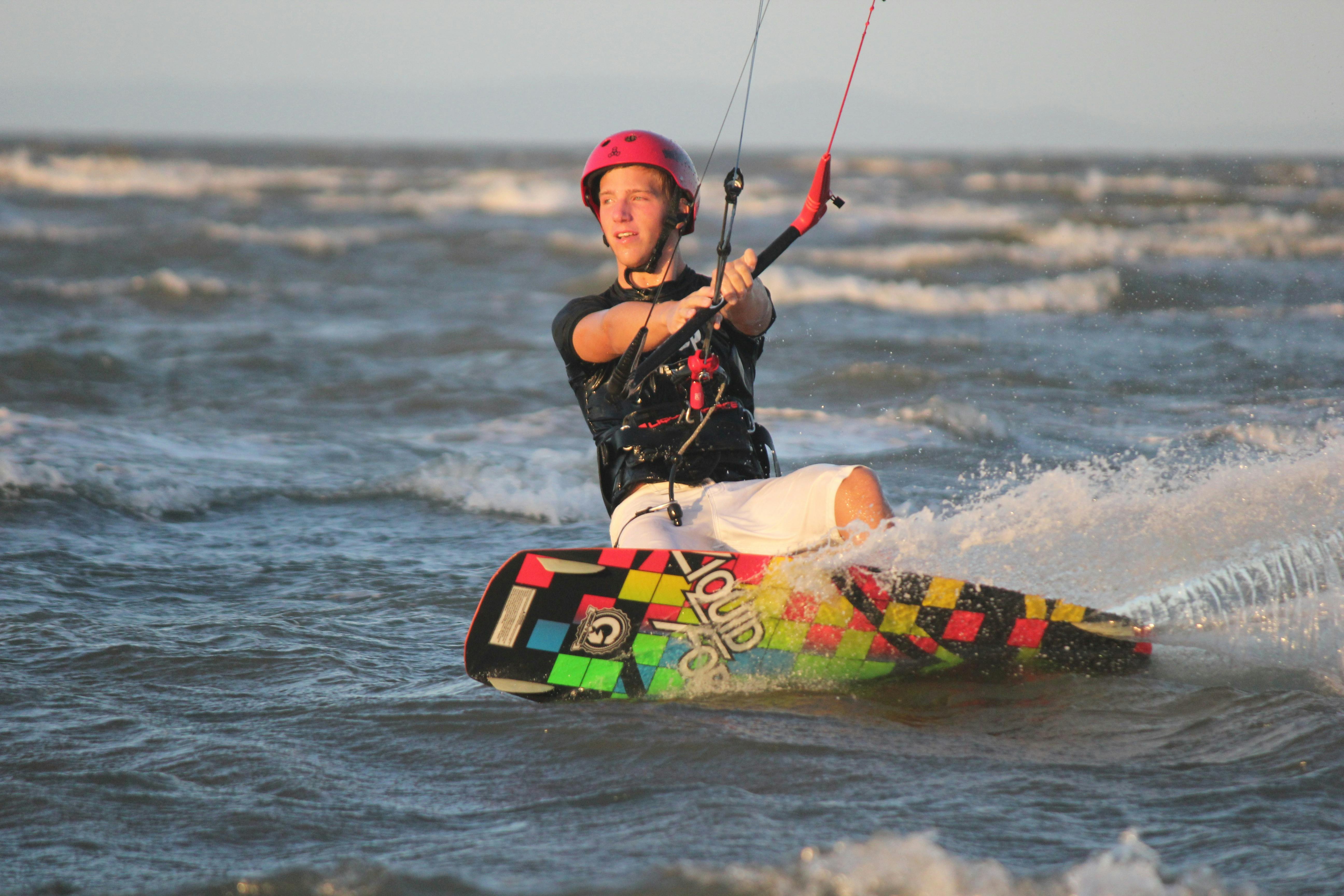 Kitesurfing with Surf Connect