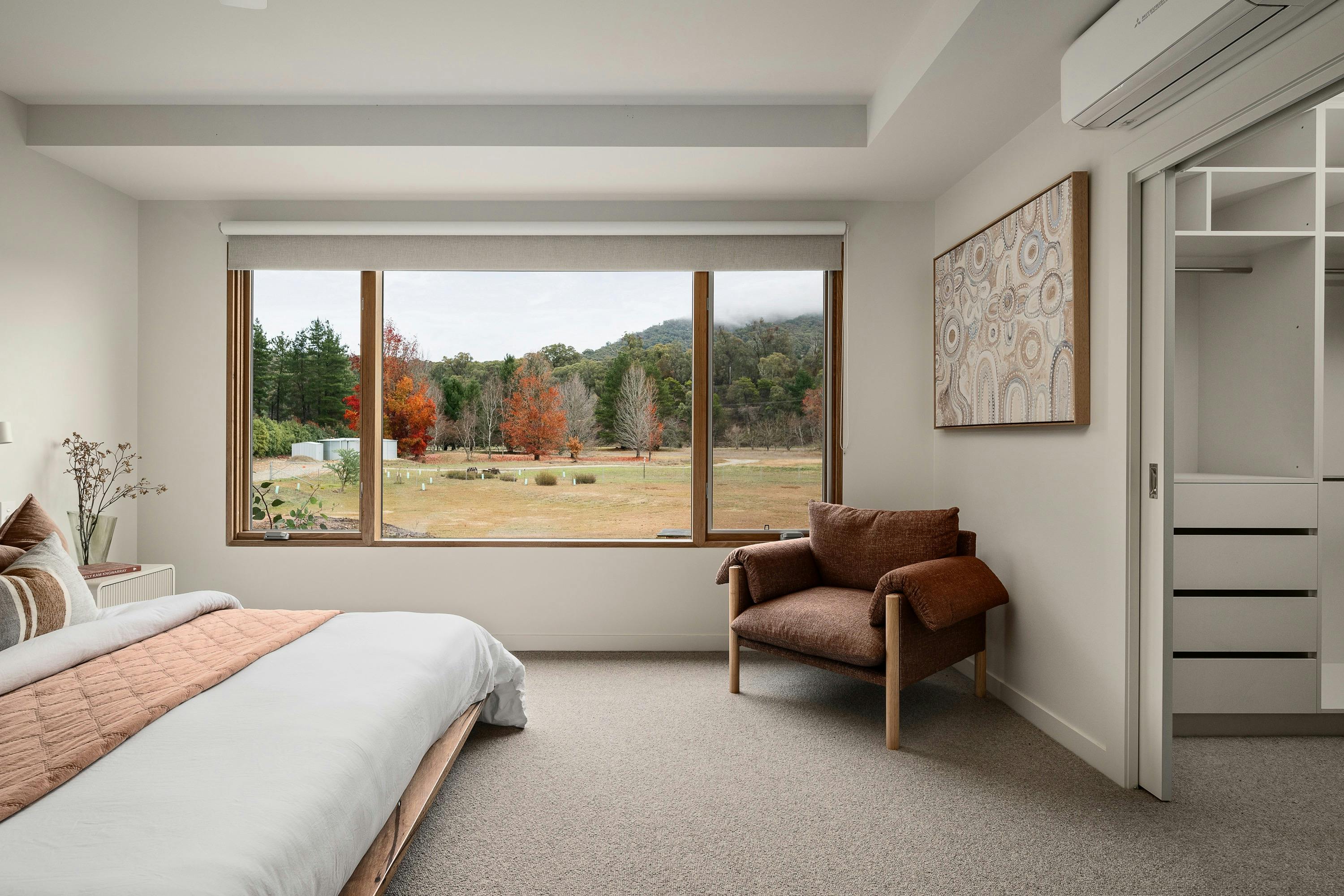 silver house, bedroom