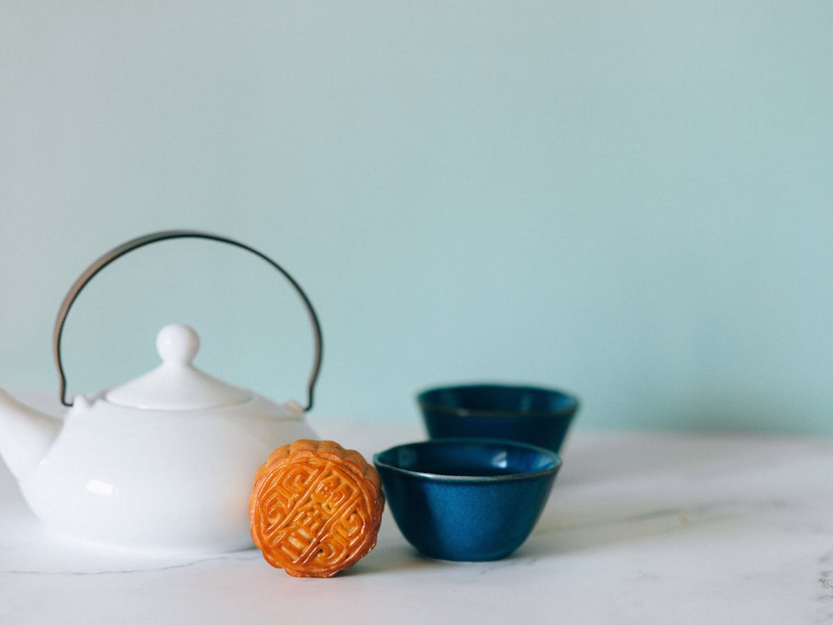 moon cake and tea ceremony