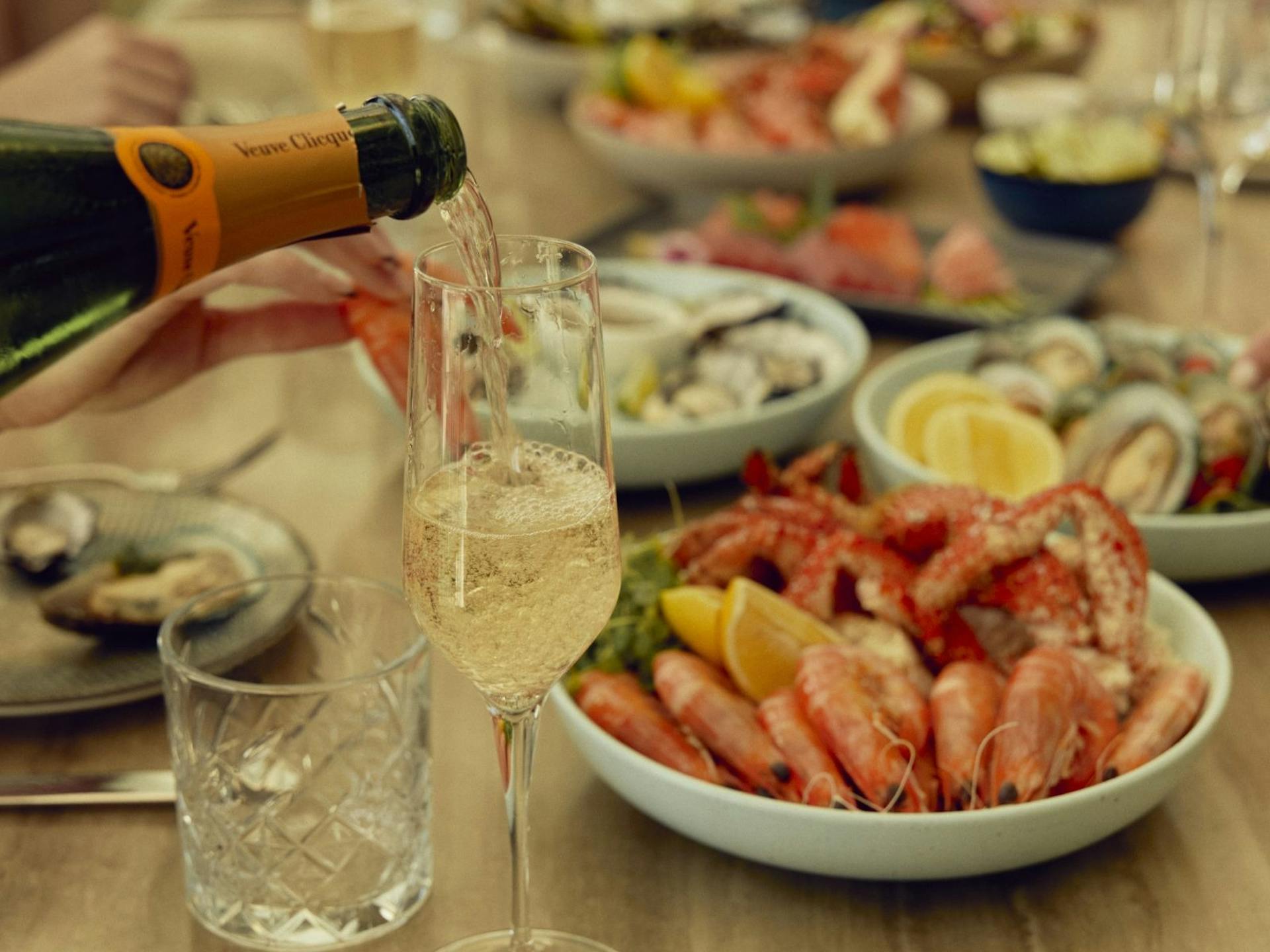 Melbourne Cup Luncheon at Terraces Restaurant in Main Beach - The Fold ...