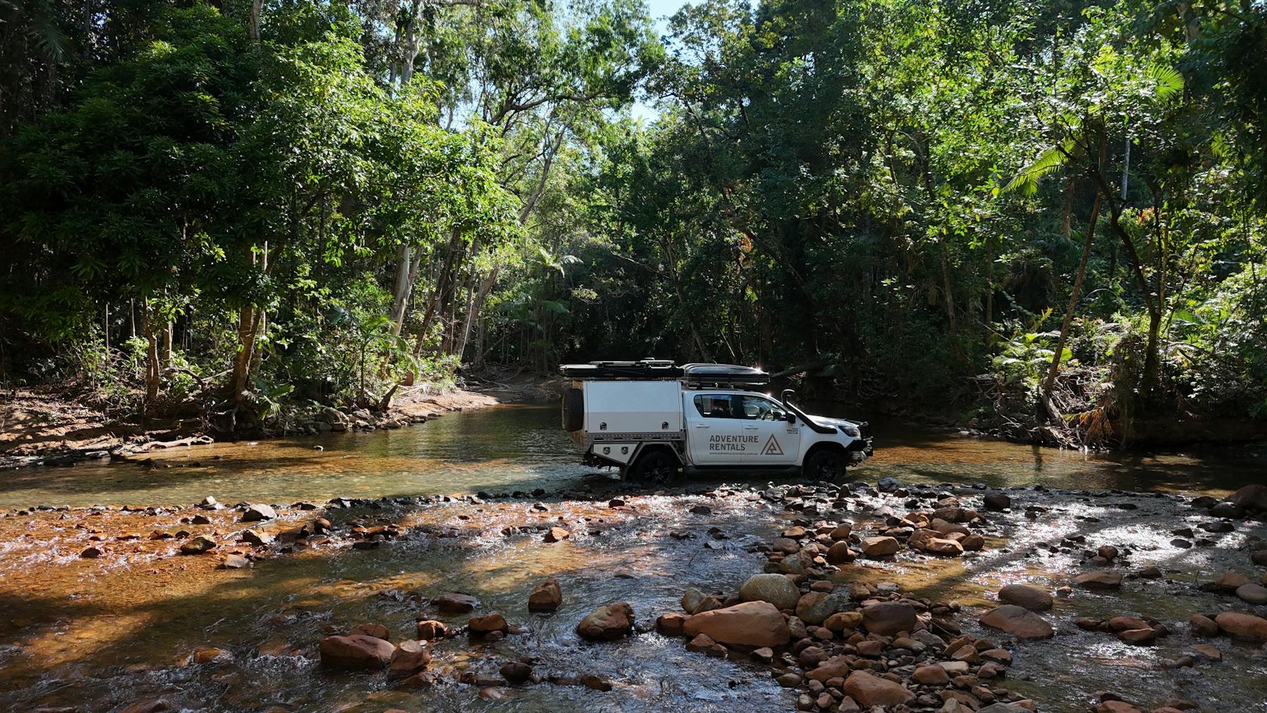 Toyota Hilux 4WD Camper Bloomfield Track