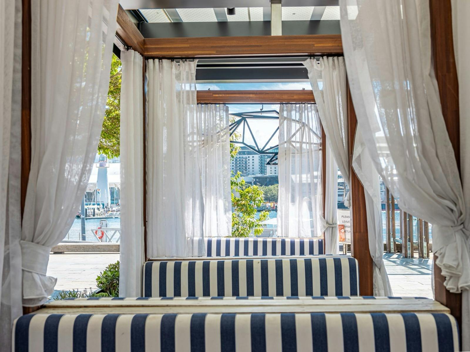 조던스 씨푸드 다이닝 부스