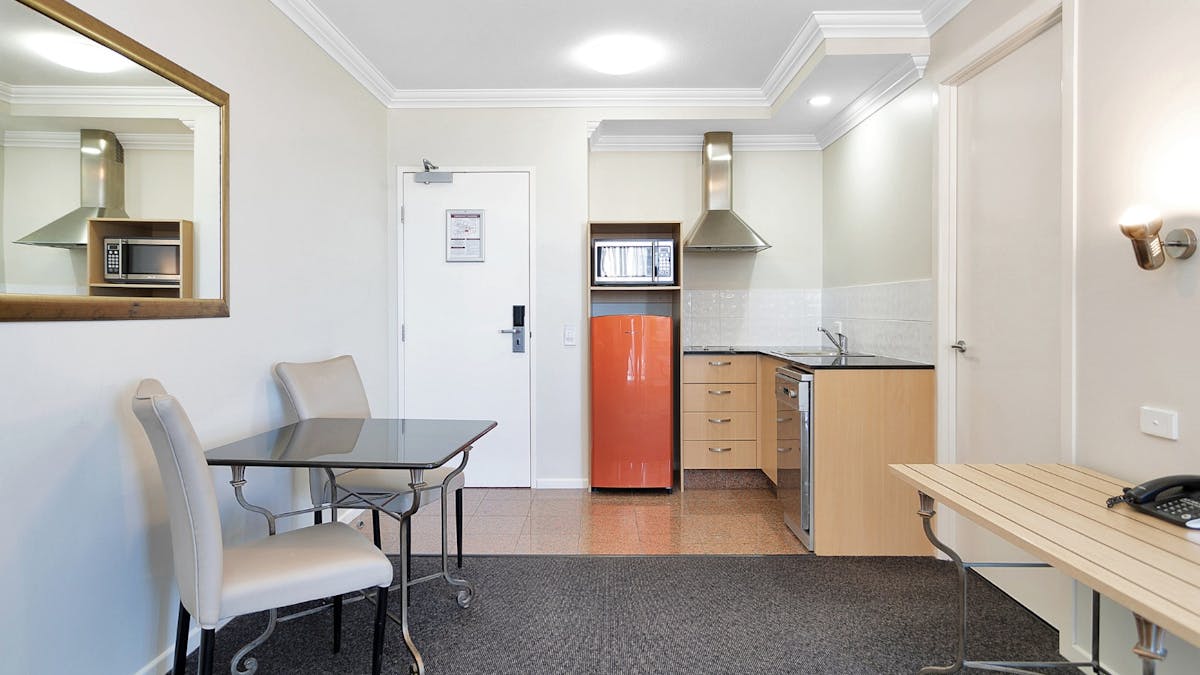 Superior Queen Room kitchenette and dining