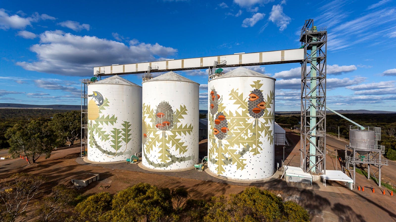 FORM's PUBLIC Silo Trail: Ravensthorpe