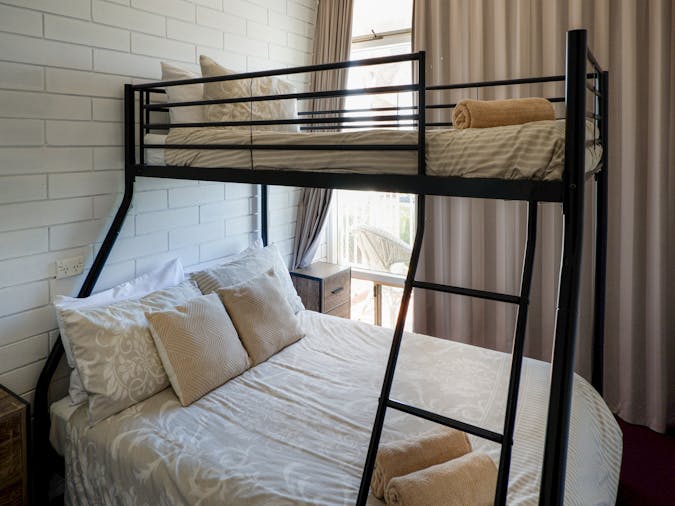 Mathew Flinders Apartment