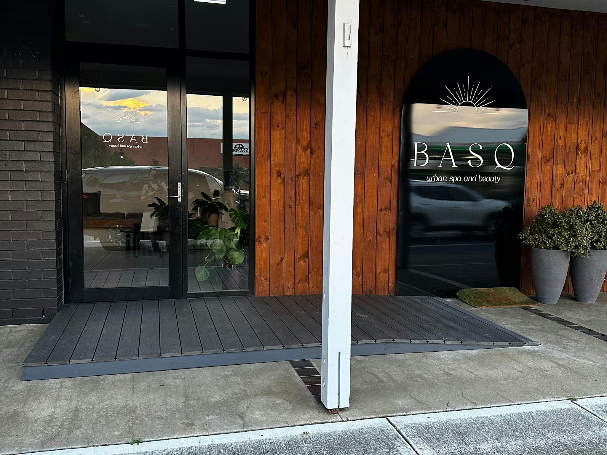 Basq entrance