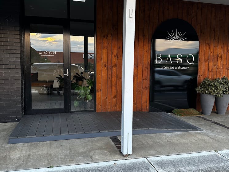 Basq entrance