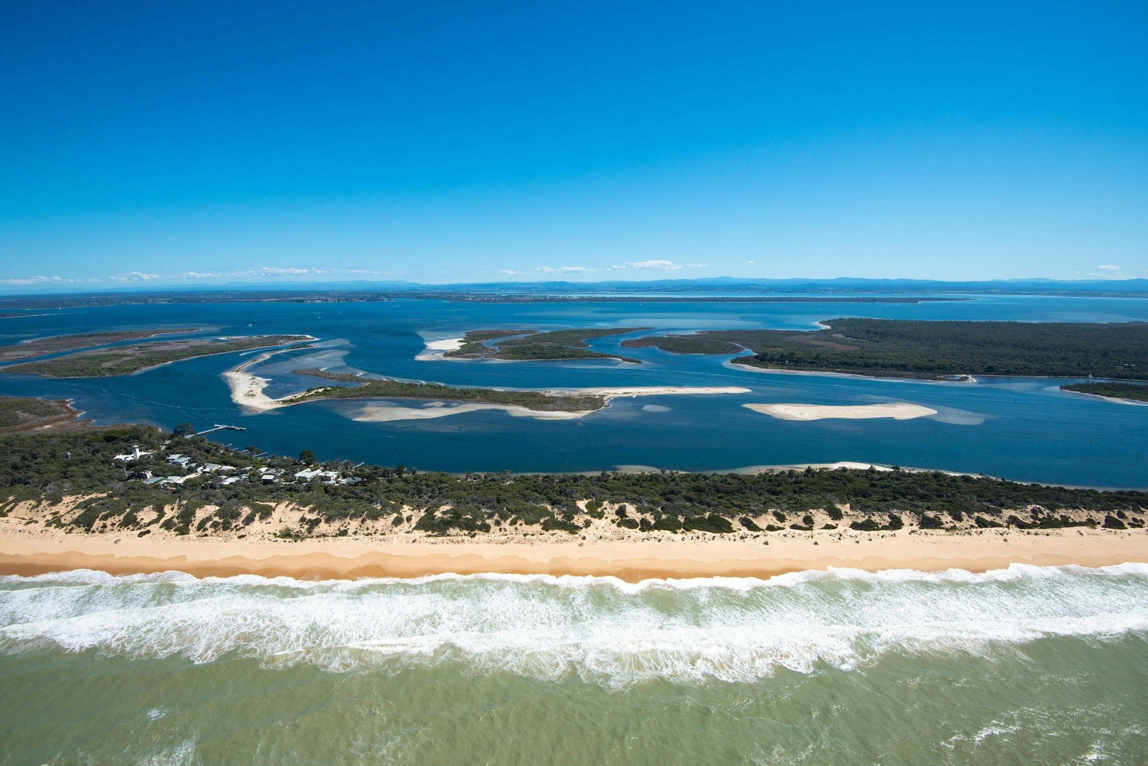 Ocean Grange (aka The Grange) and Ninety Mile Beach