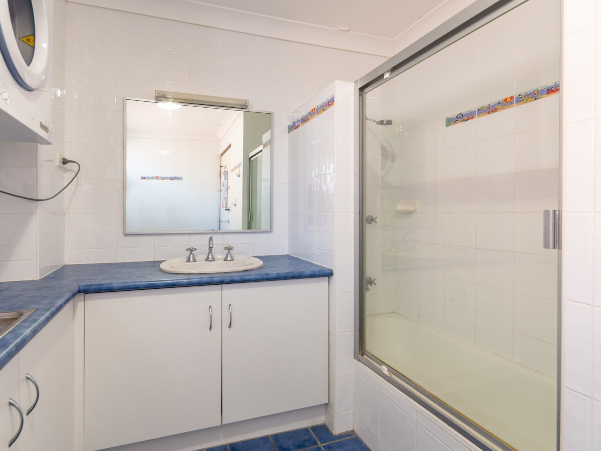 Bathroom/laundry