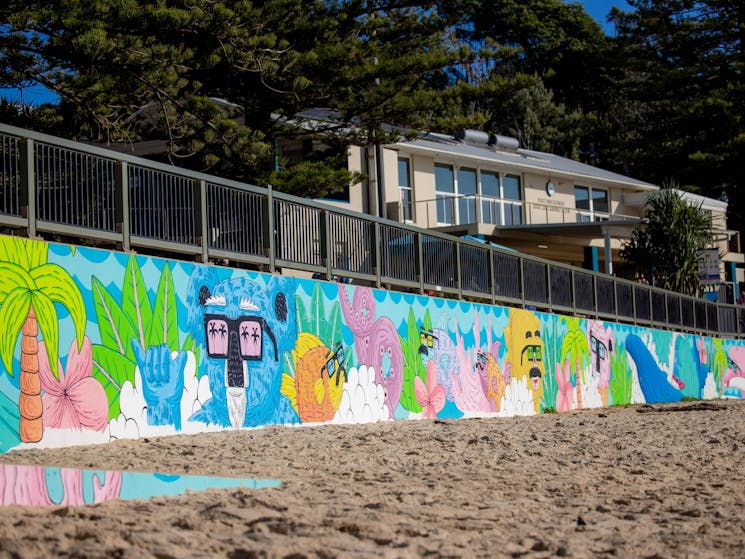 Flynns Beach Mural