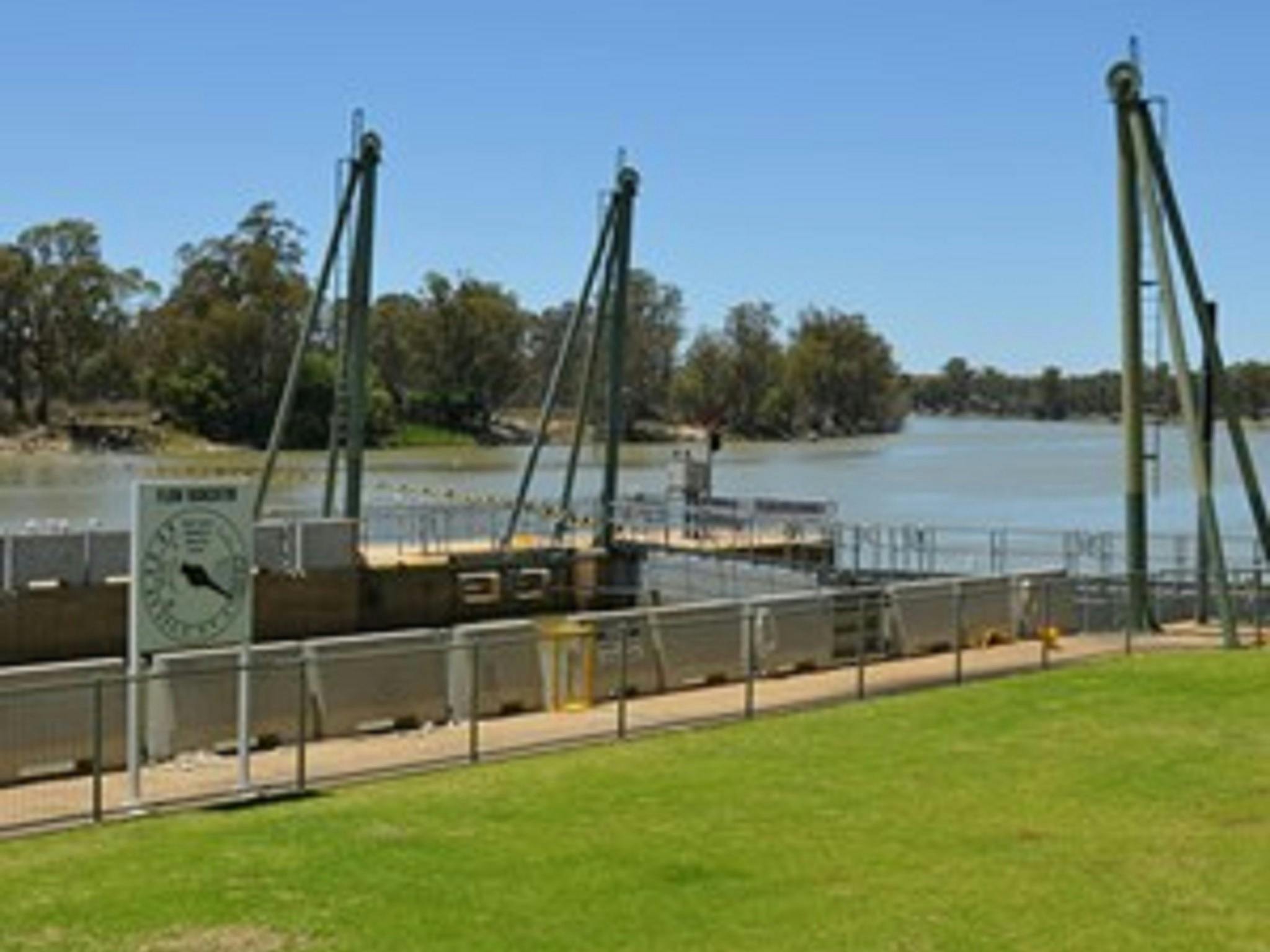 Lock 1 Blanchetown