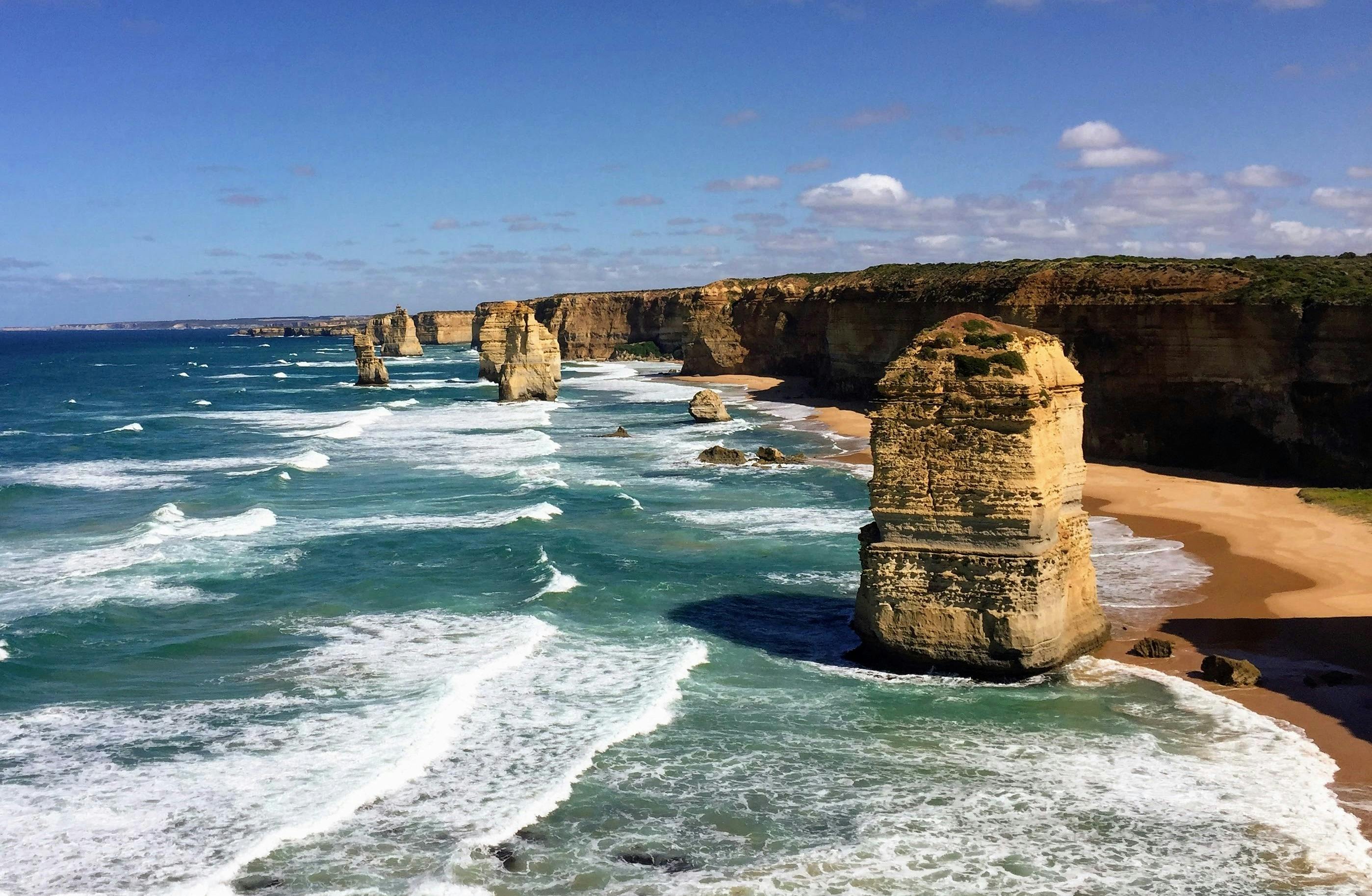 12 Apostles and Shipwreck Coast Express Tour