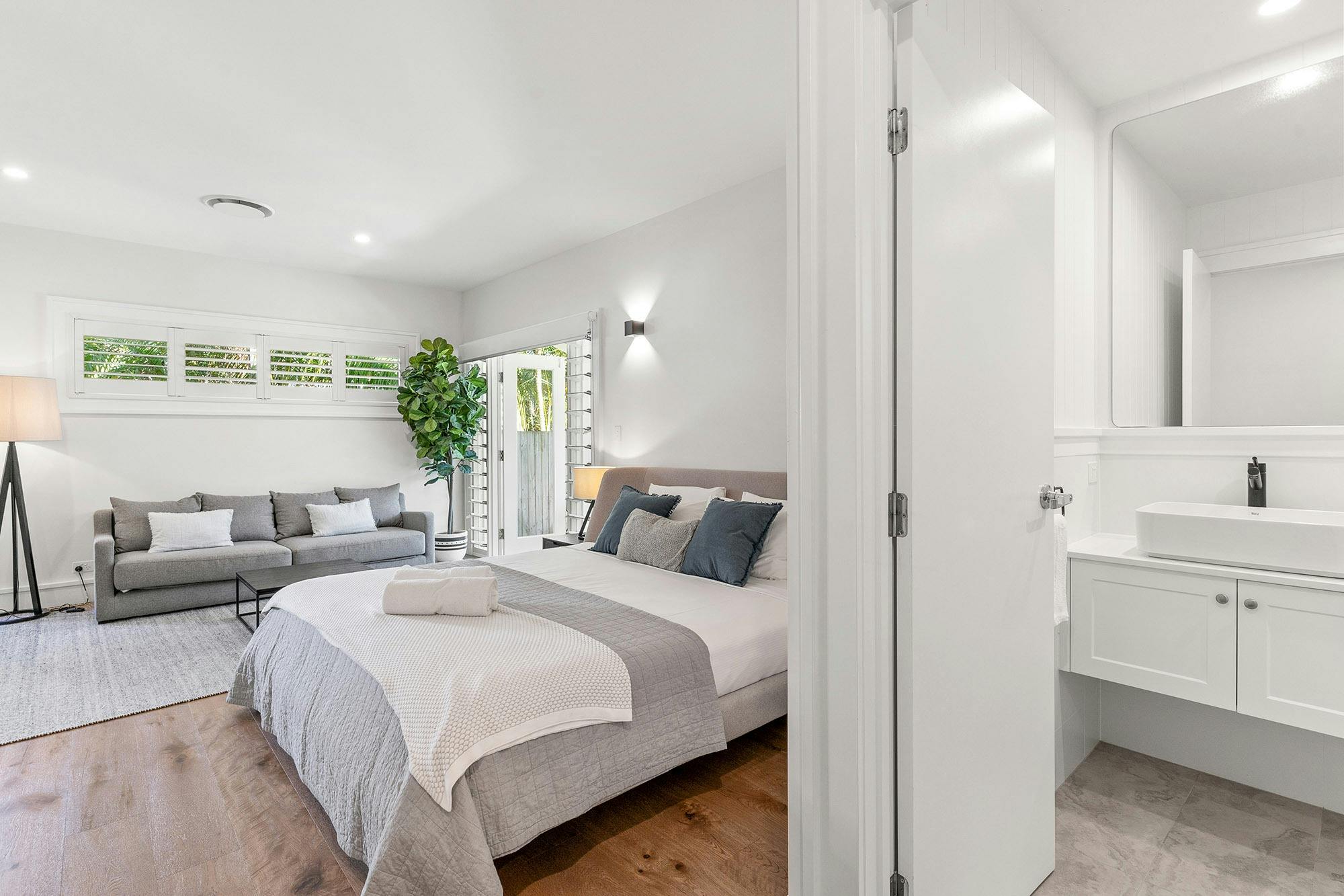 Orana - Byron Bay - Studio Bedroom & Ensuite