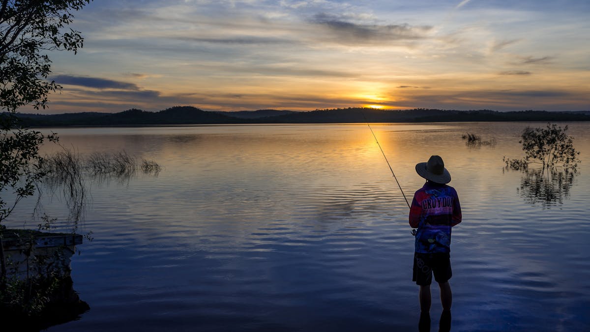 Fishing at Lake Belmore Fishing at Lake Belmore