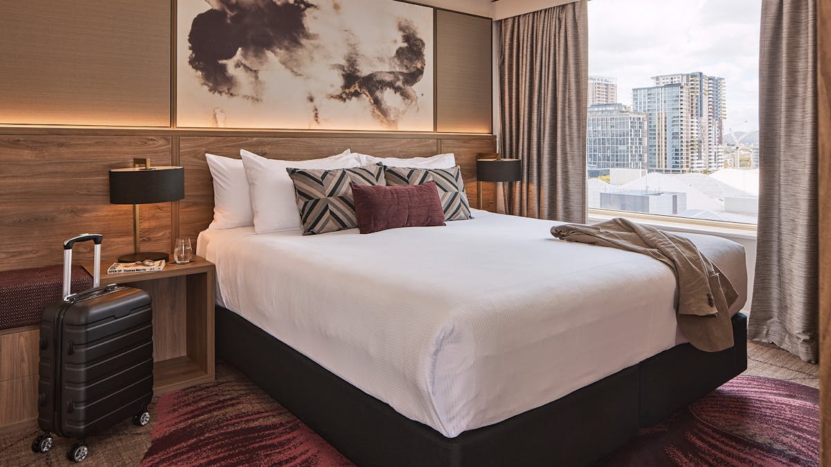 Riverview King Suite Bedroom