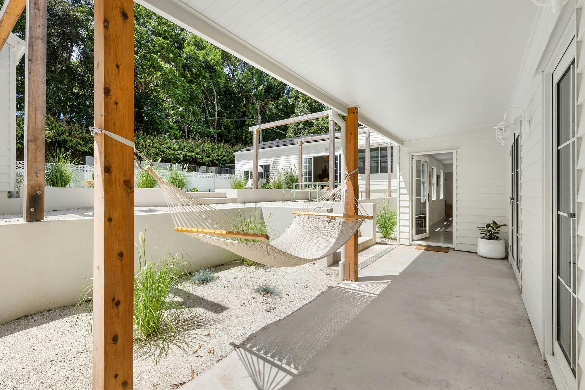 Casa Nomad - Byron Bay - Outdoor Area with Hammock