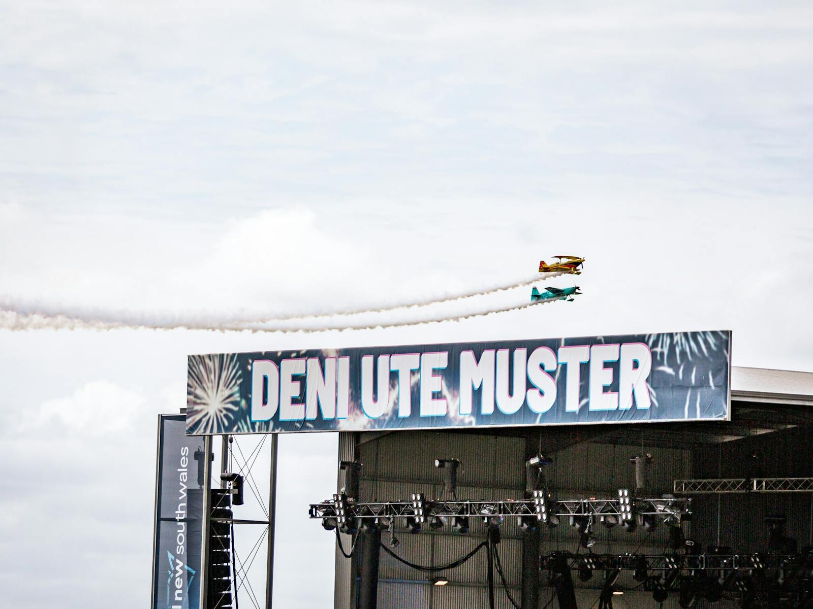 Planes flying over Ute Muster stage
