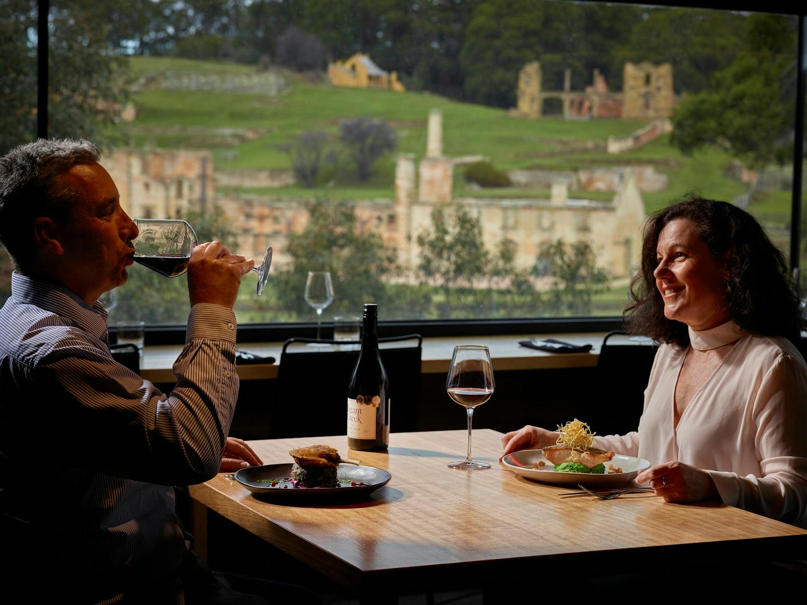 Enjoy your dinner with the iconic view of the Penitentiary
