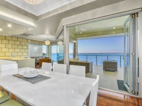 Aloha Accommodation Robe